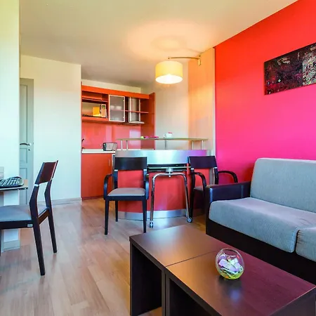 Hotel Clarion Toulouse Airport 4*