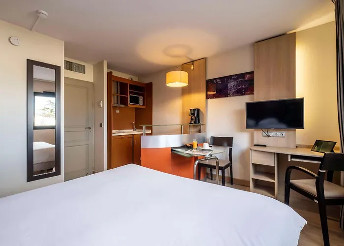 Clarion Toulouse Airport ホテル 4*