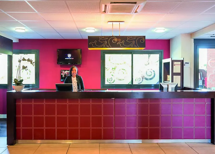 Clarion Toulouse Airport Hotel 4*