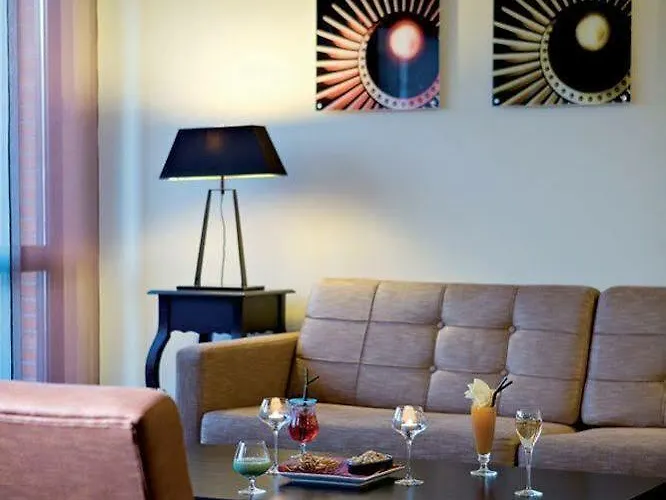 Clarion Toulouse Airport Hotel 4*