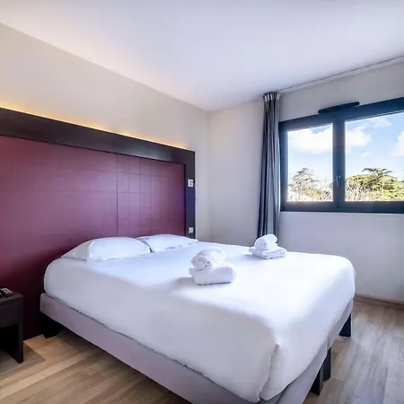 Clarion Toulouse Airport فندق
