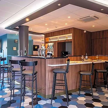 Hotel Clarion Toulouse Airport 4*