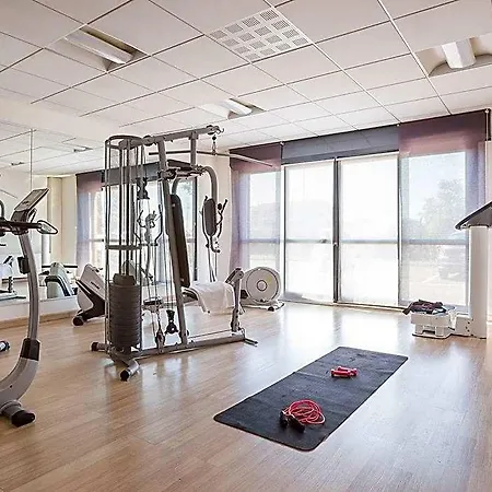 Clarion Toulouse Airport Hotel 4*