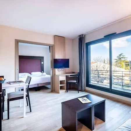 Clarion Toulouse Airport 4* בלנאק