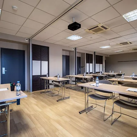 Clarion Toulouse Airport מלון 4*