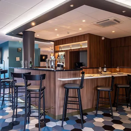 מלון Clarion Toulouse Airport 4*