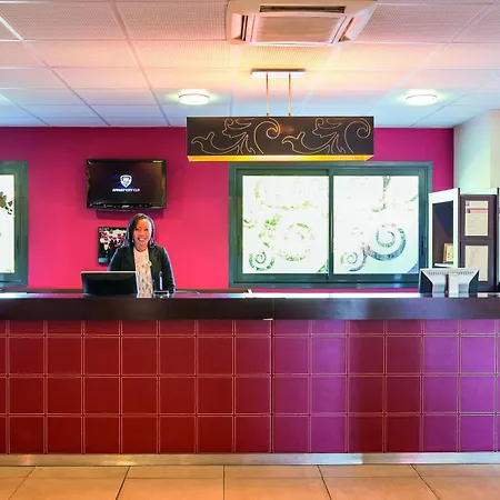 Clarion Toulouse Airport Hotel 4*